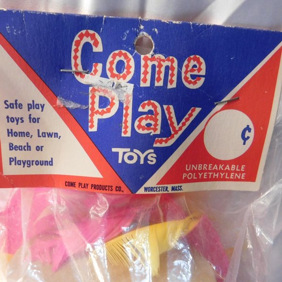 Vintage Come Play Products Indian Headdress Drum Play Set 1960's - Picture 3 of 6